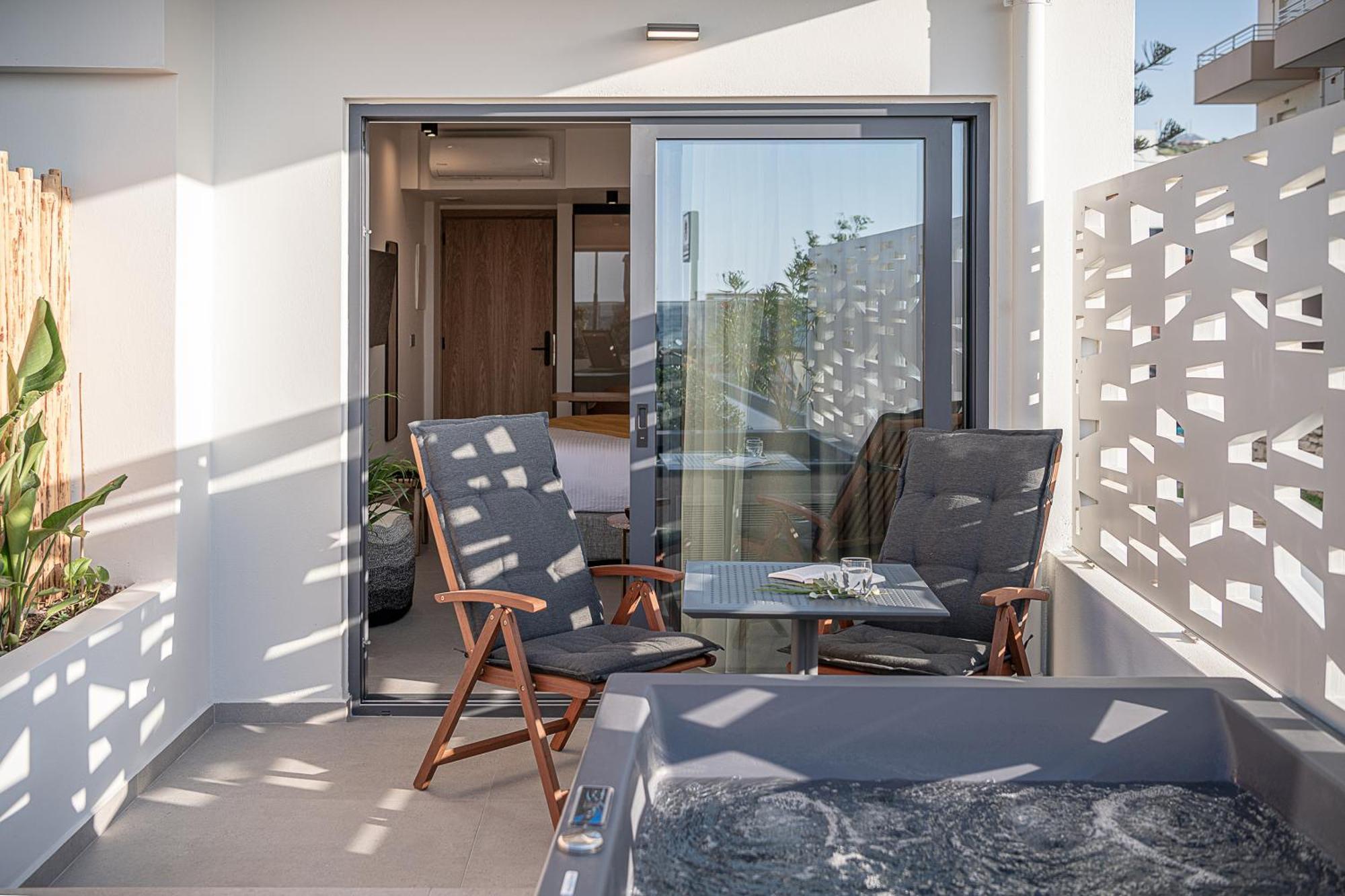 Calla Luxury Seafront Suites Rethymno  Екстер'єр фото