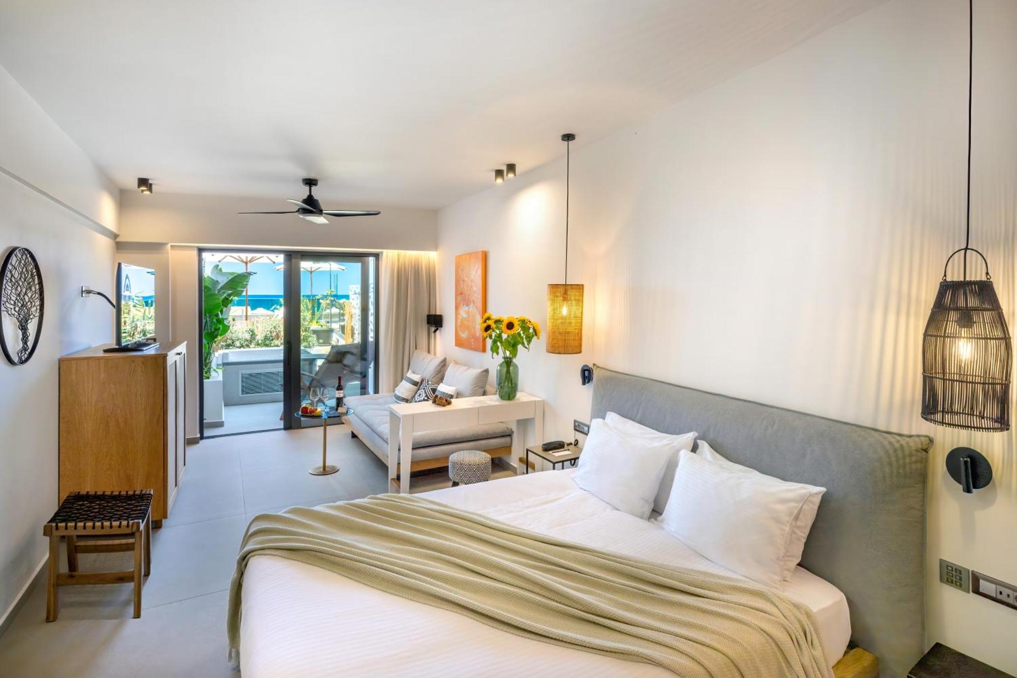 Calla Luxury Seafront Suites Rethymno  Екстер'єр фото